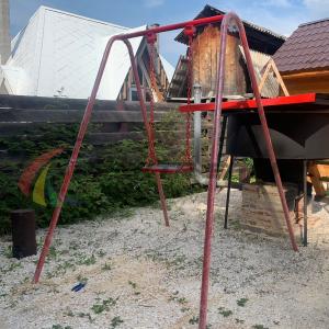 Купить Качели одинарные уличные детские в Екатеринбурге 